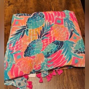 Lilly pulizter scarf